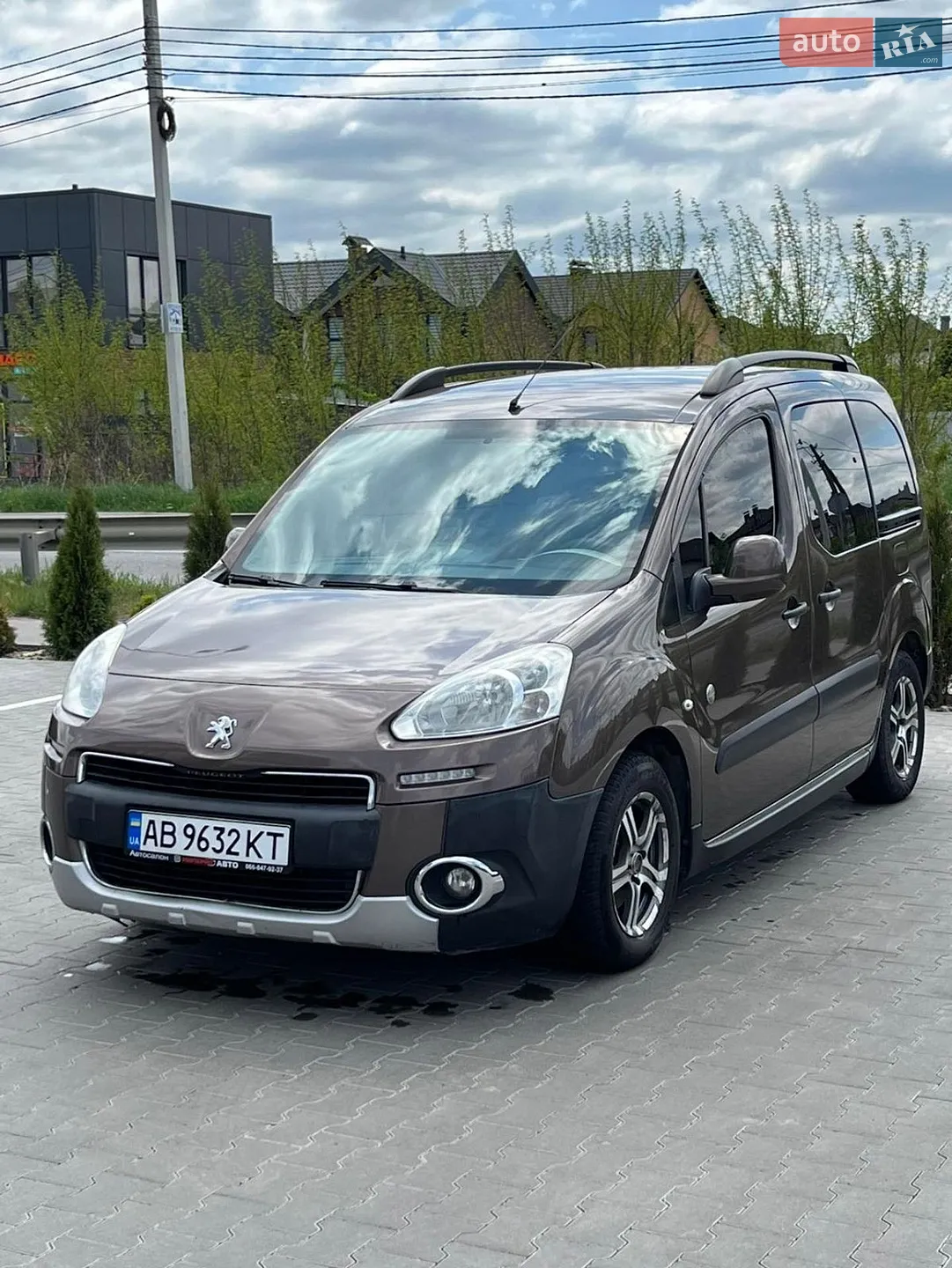 2014 Peugeot Partner - мініатюра 11