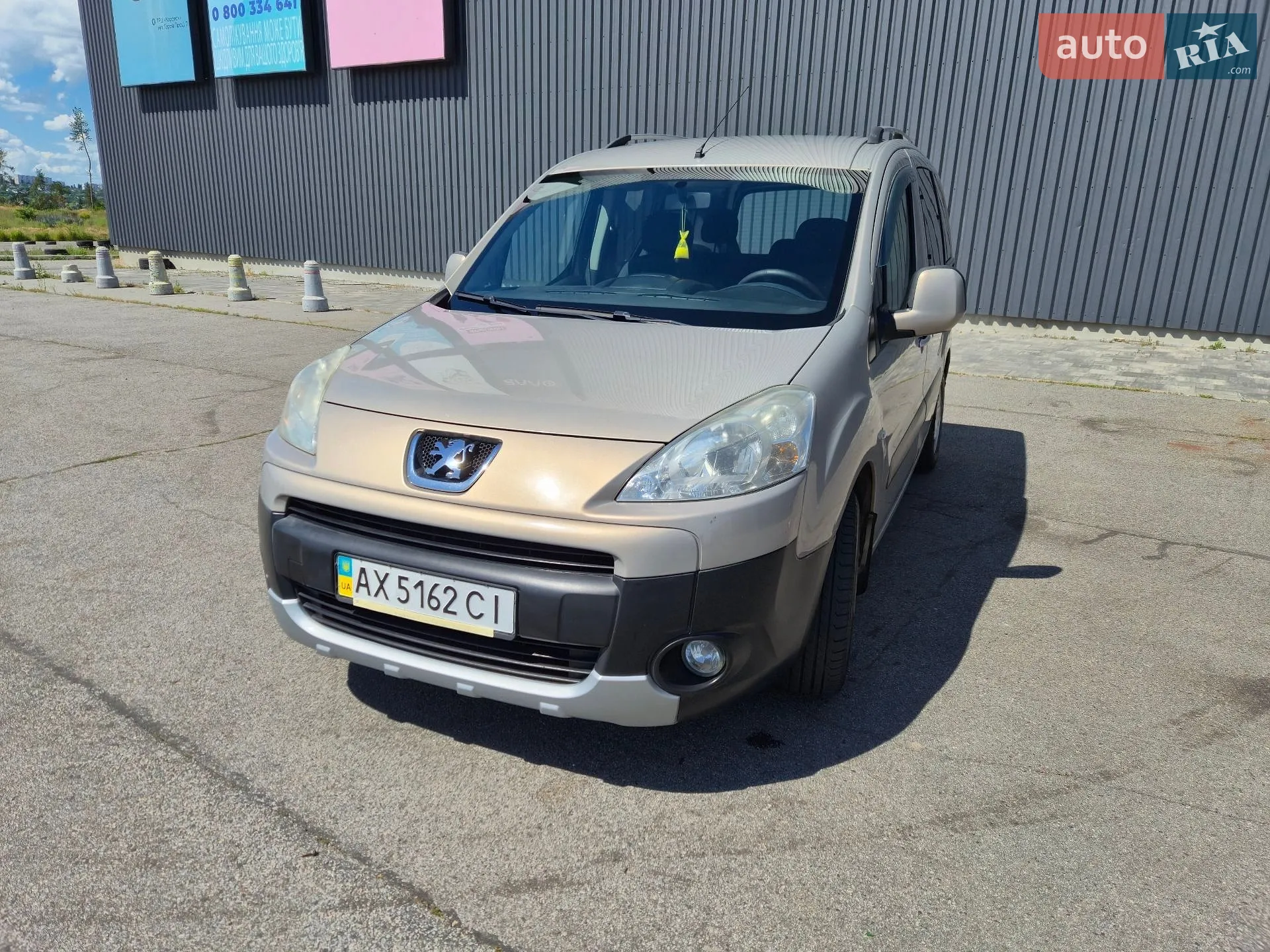 2011 Peugeot Partner - фото 1