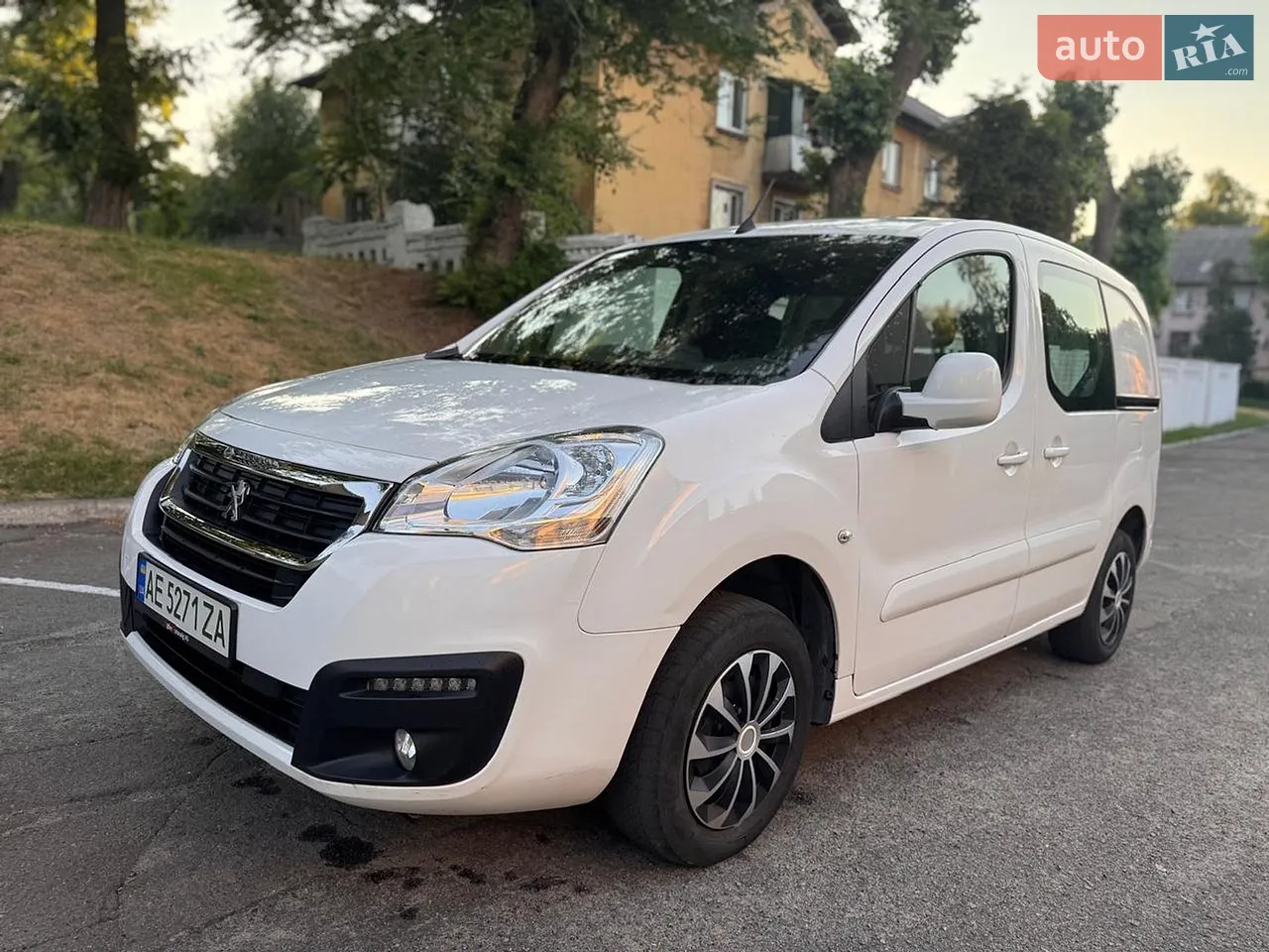 2018 Peugeot Partner - мініатюра 13