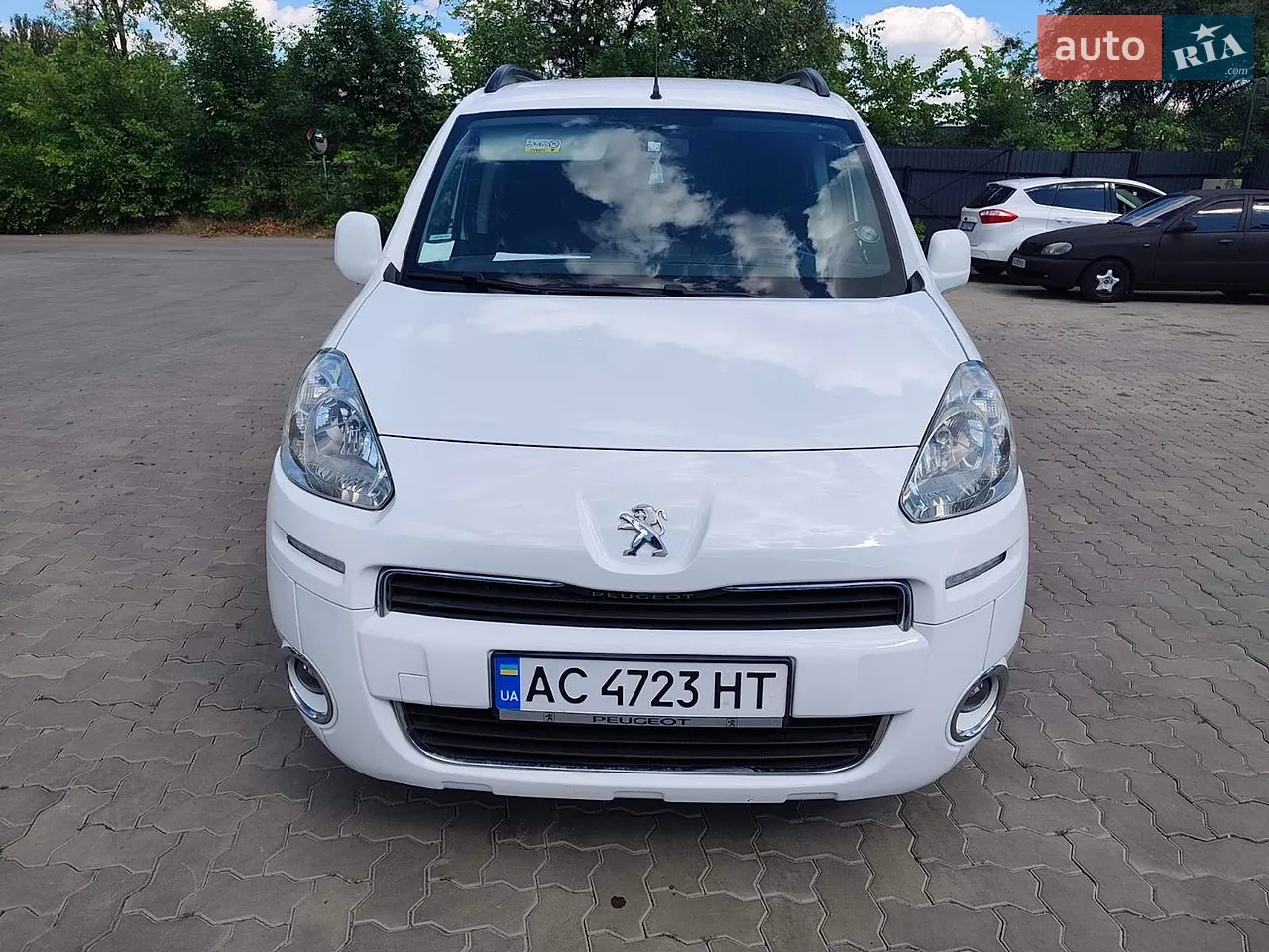 2015 Peugeot Partner - мініатюра 15