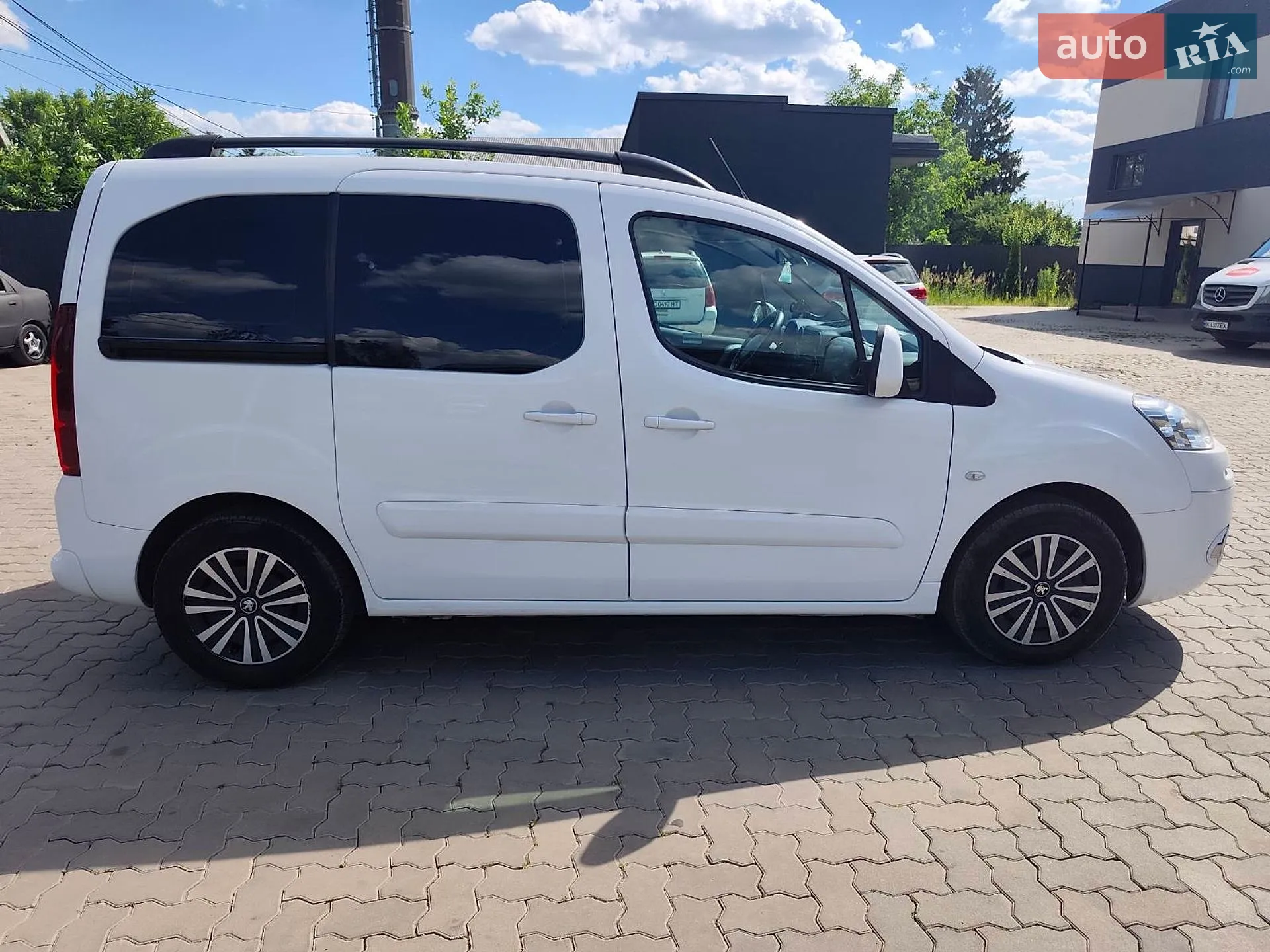 2014 Peugeot Partner - мініатюра 9