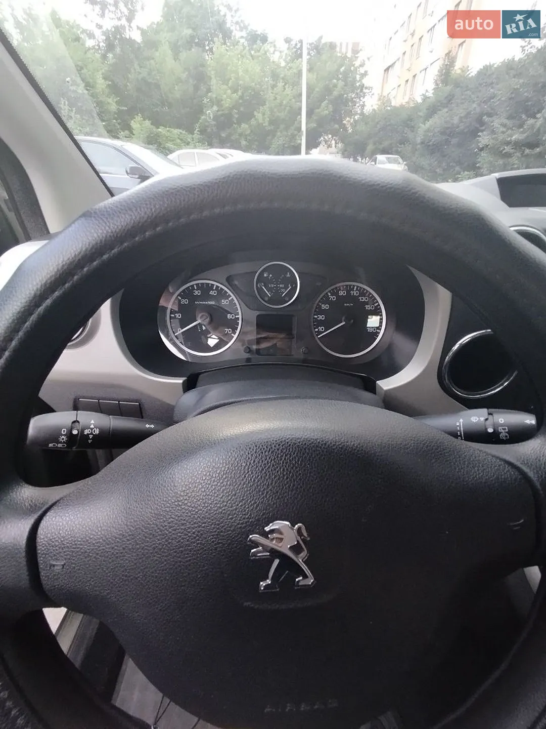 2013 Peugeot Partner - мініатюра 20