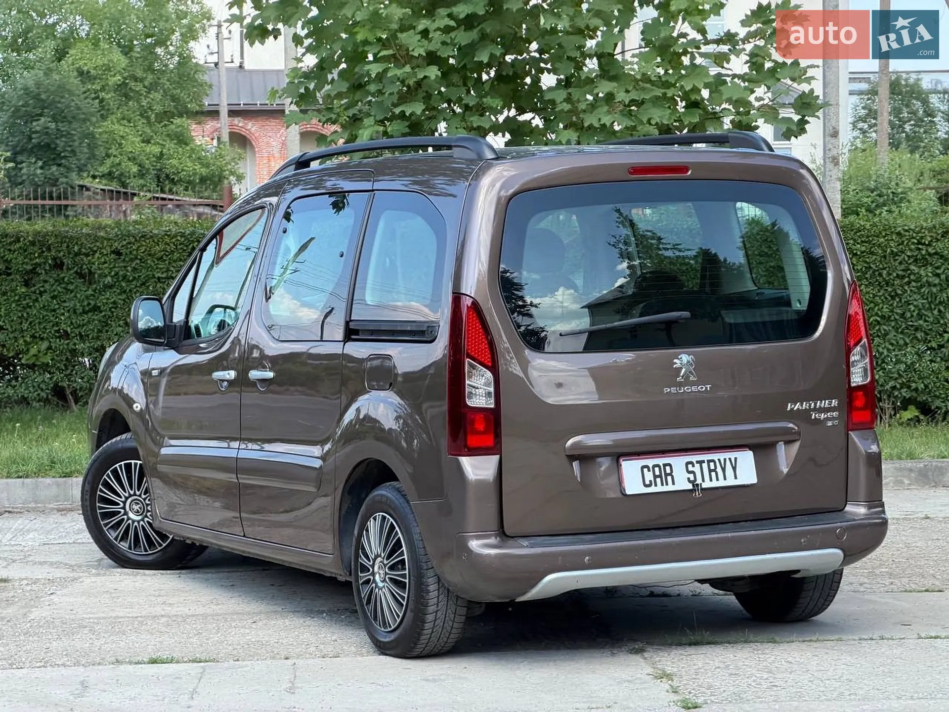 2015 Peugeot Partner - мініатюра 18