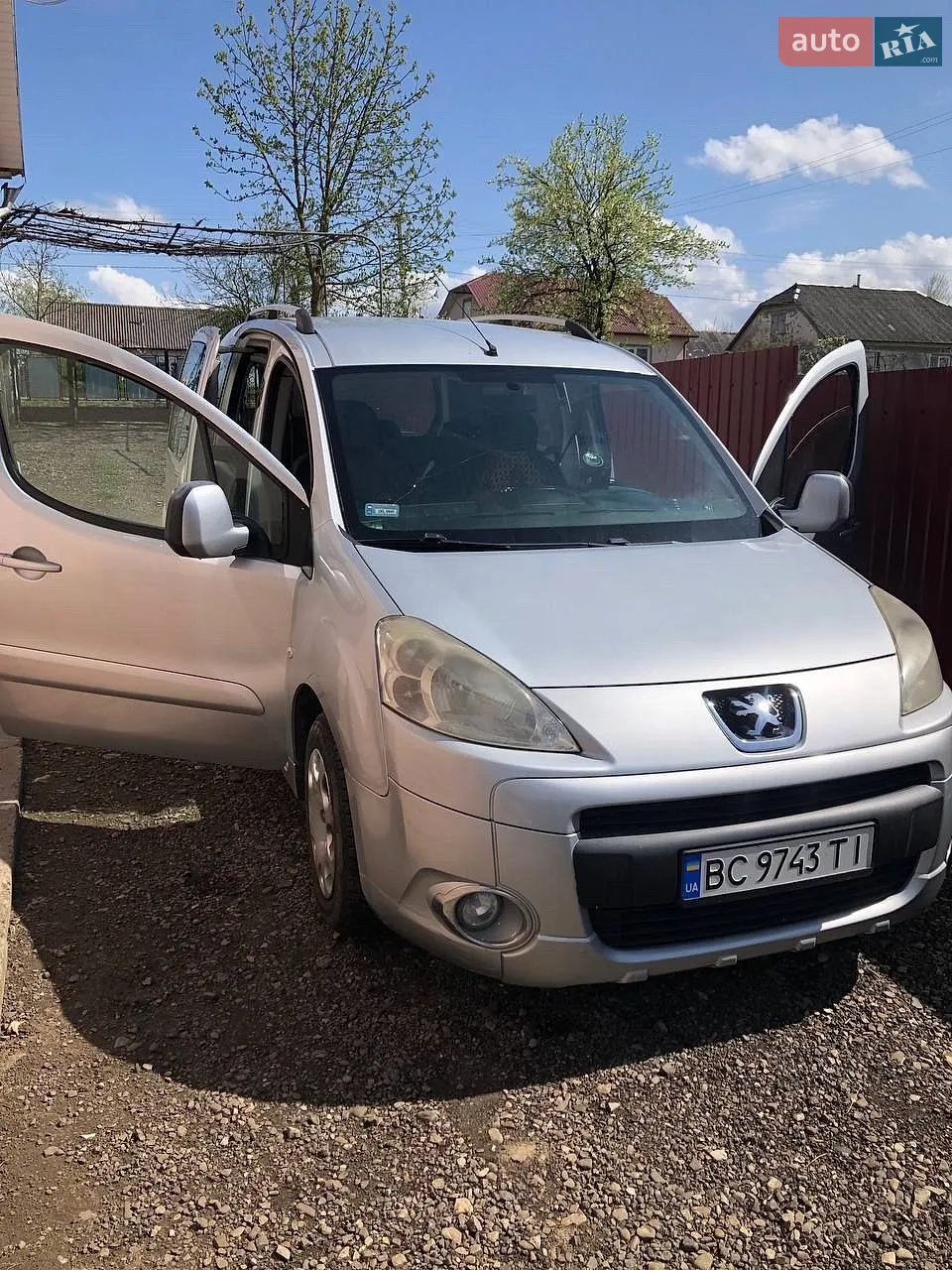 2011 Peugeot Partner - мініатюра 2