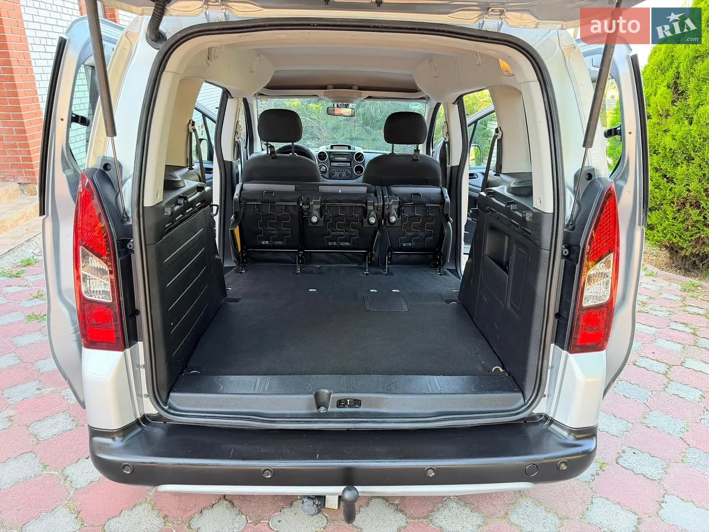 2012 Peugeot Partner - мініатюра 31