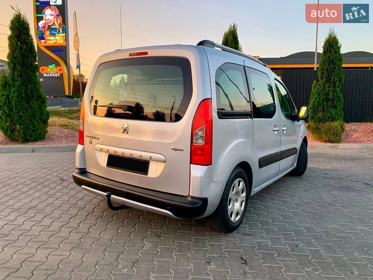 2010 Peugeot Partner - мініатюра 14