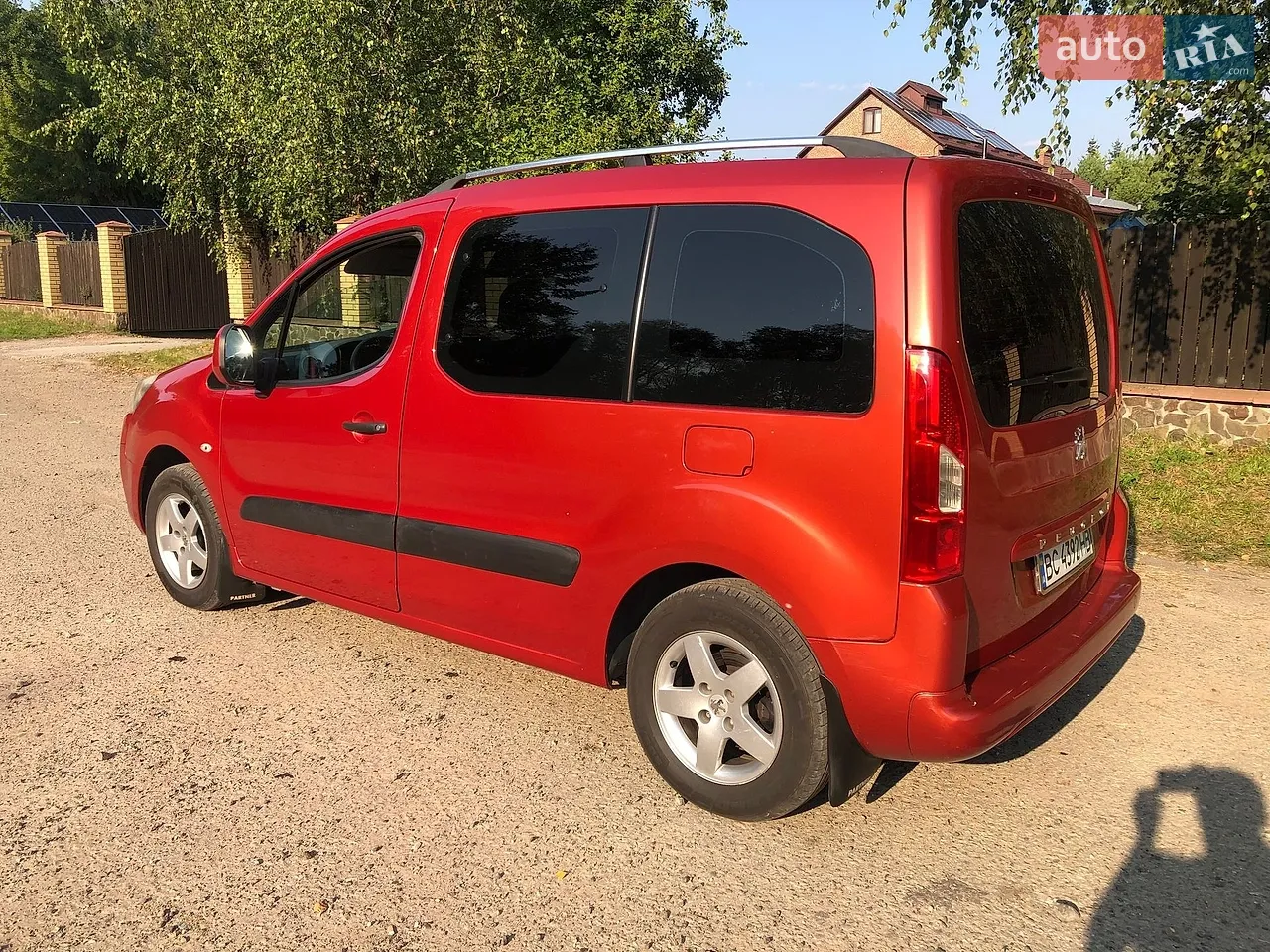 2011 Peugeot Partner - мініатюра 21
