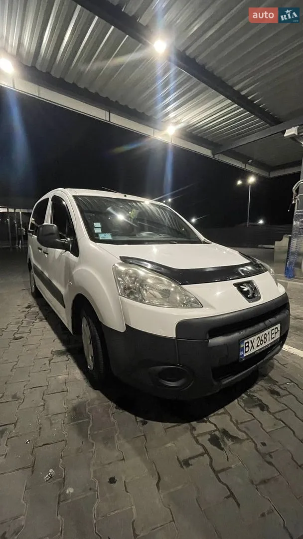 2011 Peugeot Partner - мініатюра 3