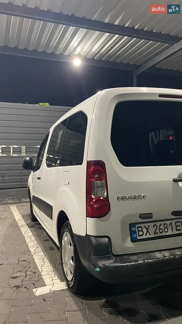 2011 Peugeot Partner - мініатюра 7