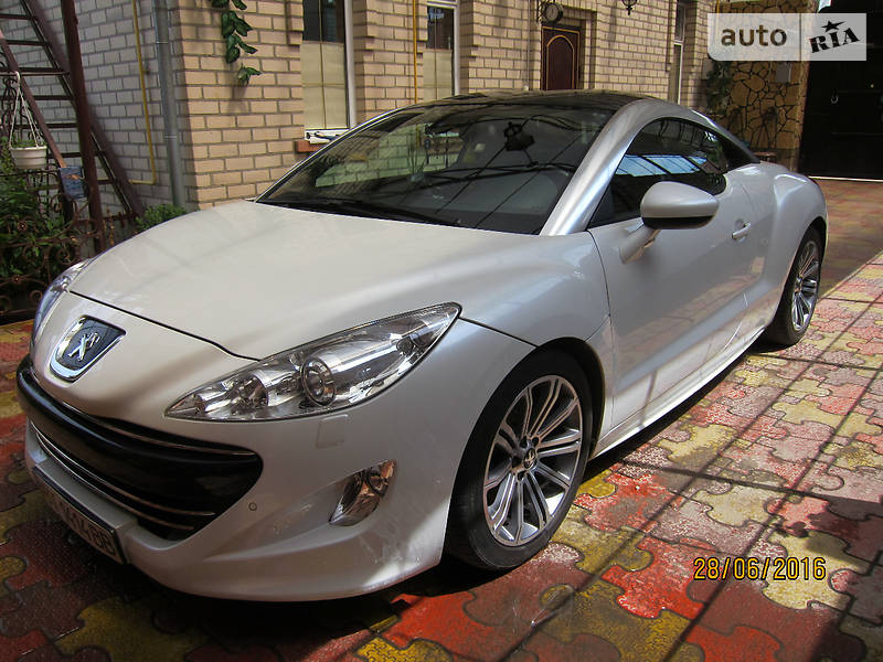 Peugeot RCZ 2012 года