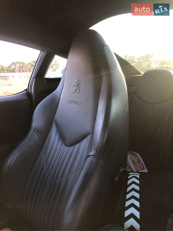 Купе Peugeot RCZ 2011 в Киеве