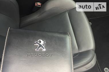 Купе Peugeot RCZ 2011 в Києві