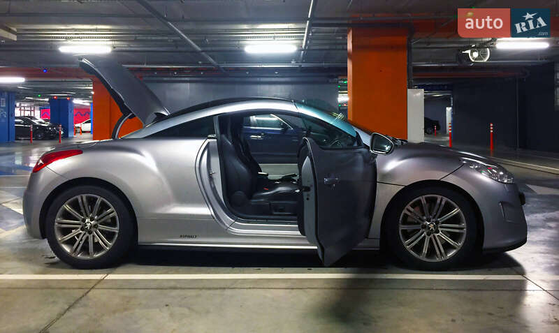 Купе Peugeot RCZ 2012 в Києві