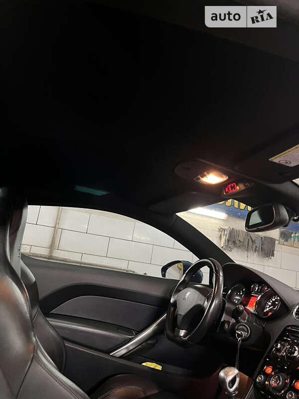 Купе Peugeot RCZ 2010 в Богодухове