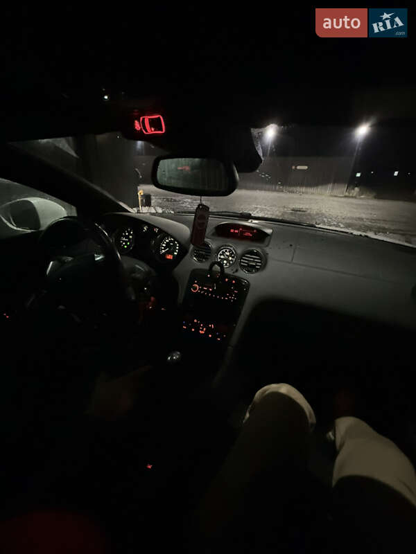 Купе Peugeot RCZ 2011 в Киеве