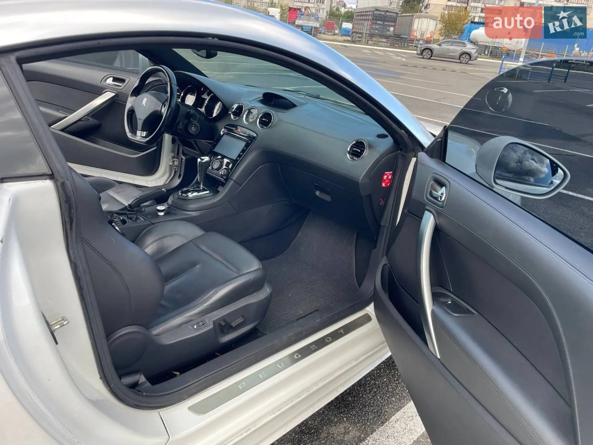 2011 Peugeot RCZ - мініатюра 10