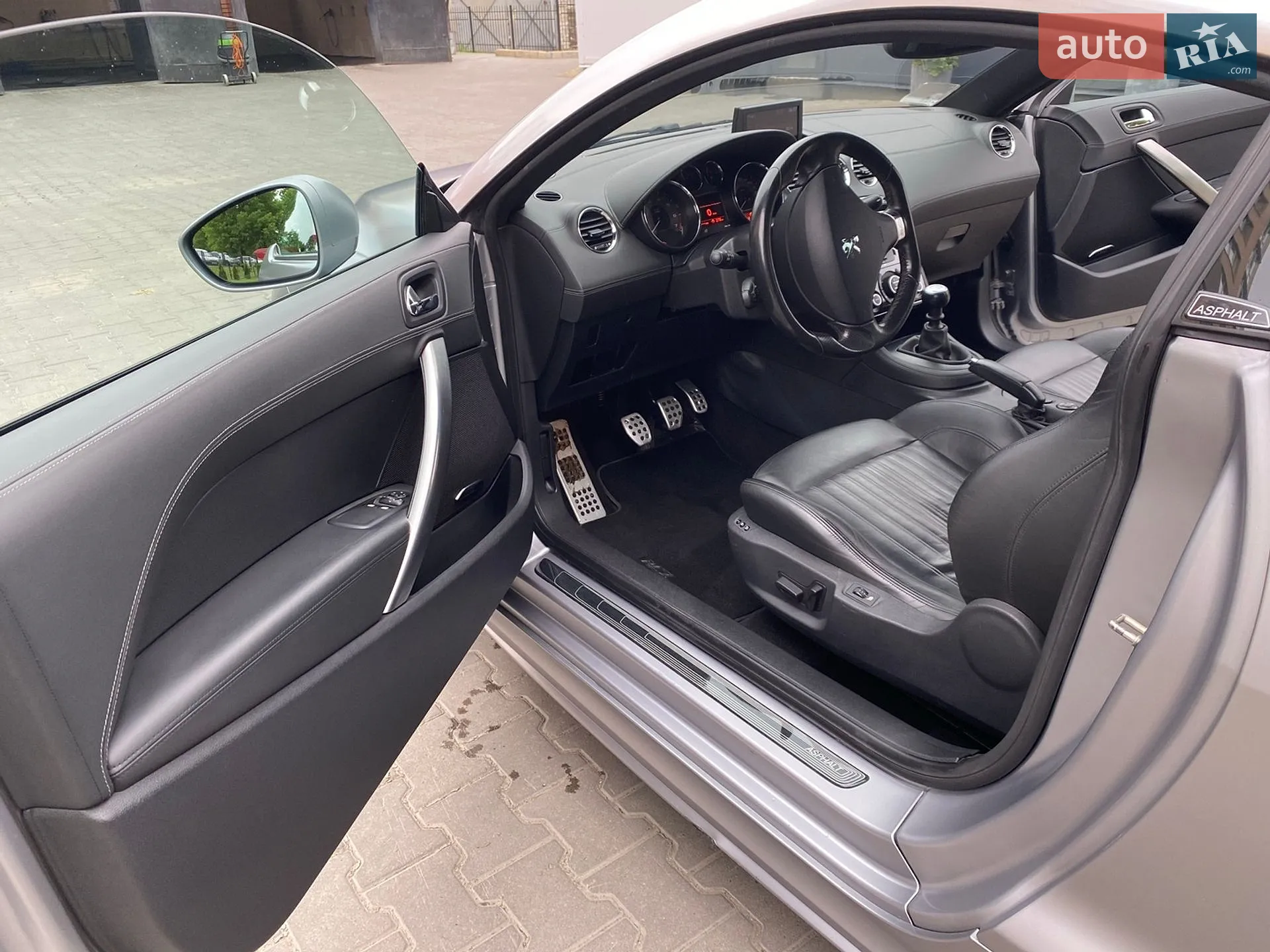 2011 Peugeot RCZ - мініатюра 23
