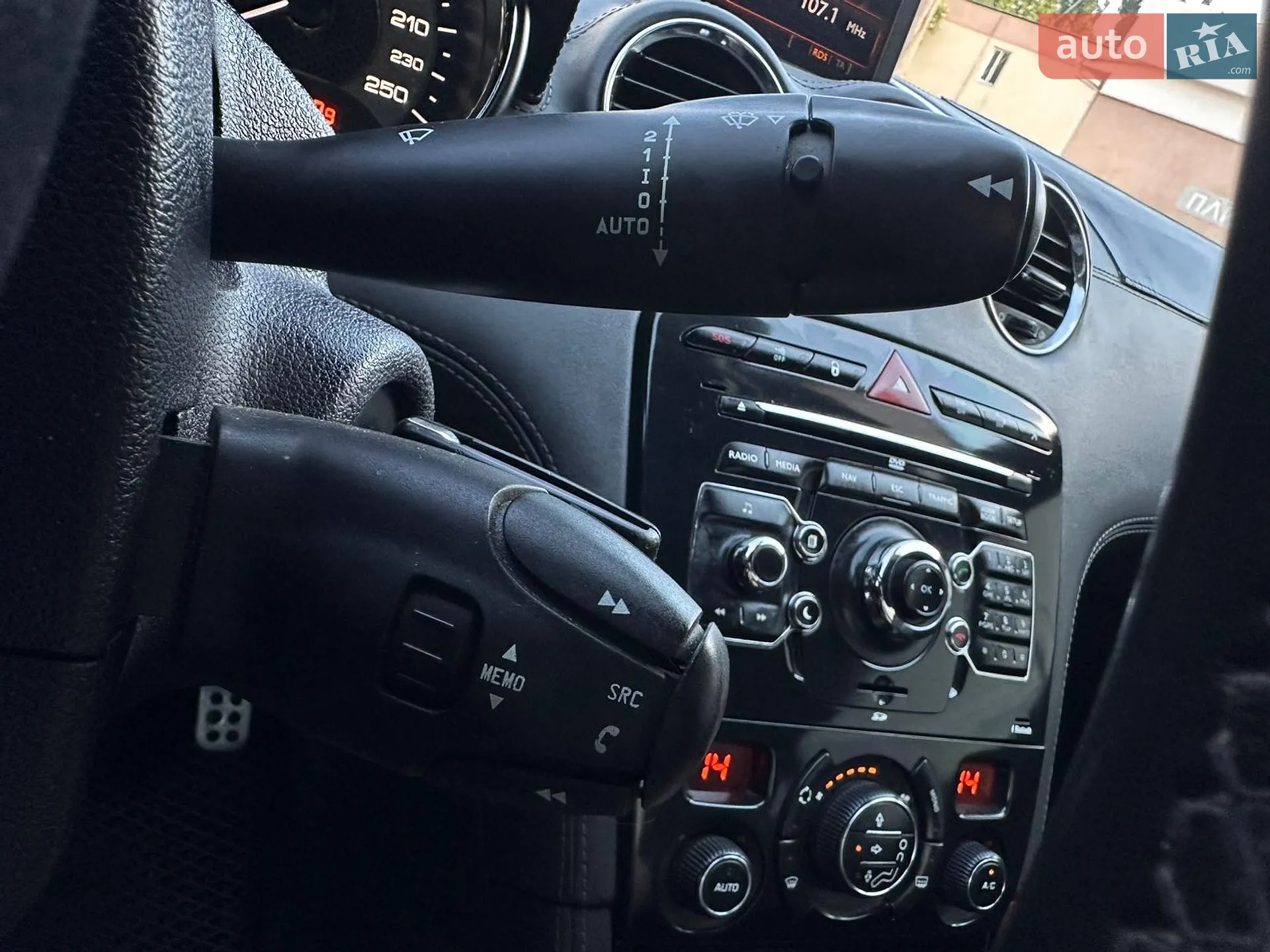 2011 Peugeot RCZ - мініатюра 28