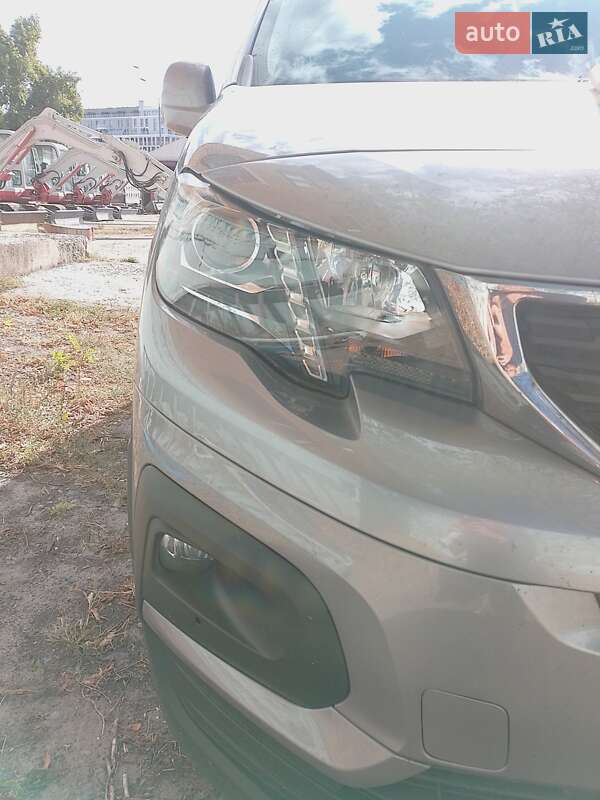 Минивэн Peugeot Rifter 2020 в Киеве