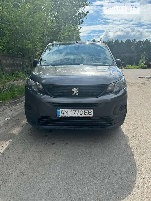 Минивэн Peugeot Rifter 2019 в Коростышеве