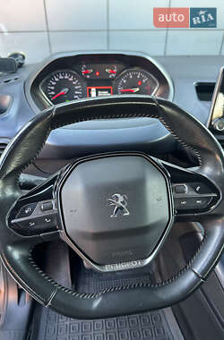 Минивэн Peugeot Rifter 2020 в 