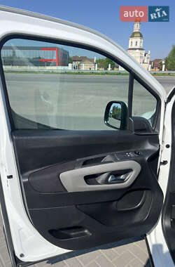 Минивэн Peugeot Rifter 2020 в 