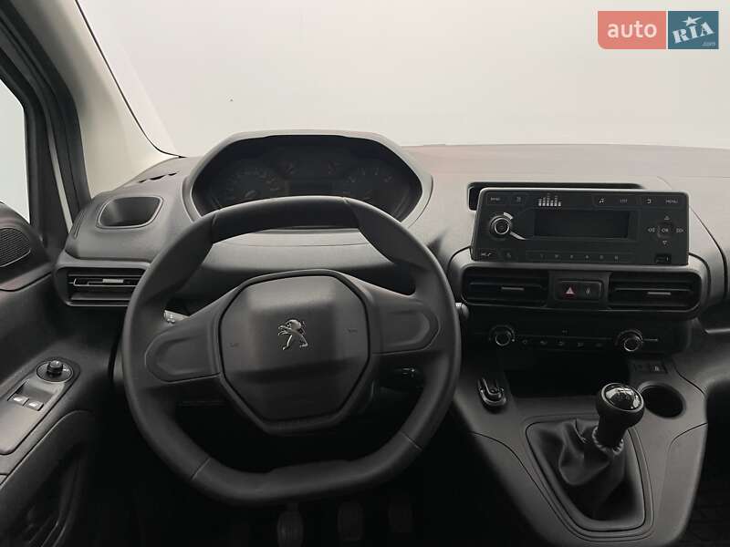 Минивэн Peugeot Rifter 2020 в Киеве фото 11 Минивэн Peugeot Rifter 2020 в Киеве