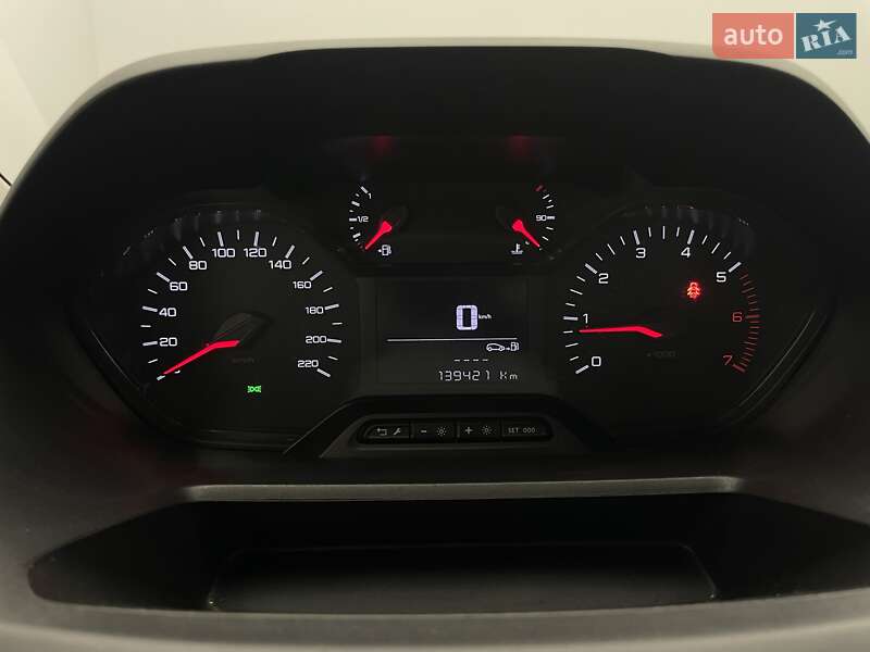 Минивэн Peugeot Rifter 2020 в Киеве фото 12 Минивэн Peugeot Rifter 2020 в Киеве