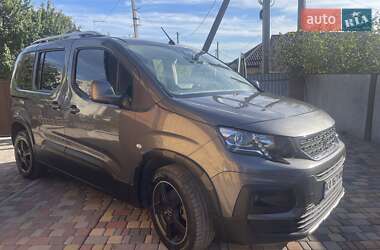 Минивэн Peugeot Rifter 2020 в 