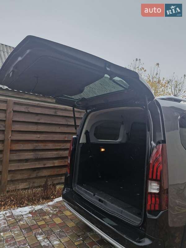 Мінівен Peugeot Rifter 2020 в Києві фото 27 Мінівен Peugeot Rifter 2020 в Києві