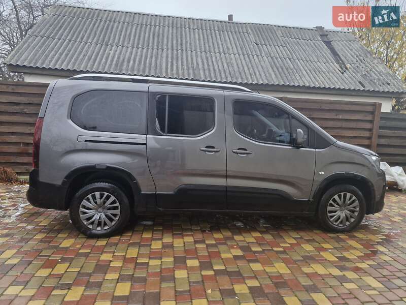 Мінівен Peugeot Rifter 2020 в Києві фото 42 Мінівен Peugeot Rifter 2020 в Києві