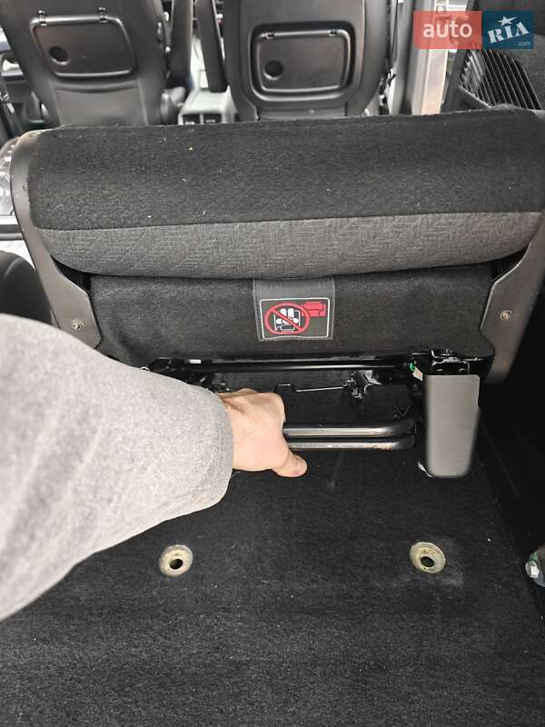 Мінівен Peugeot Rifter 2020 в Києві фото 54 Мінівен Peugeot Rifter 2020 в Києві