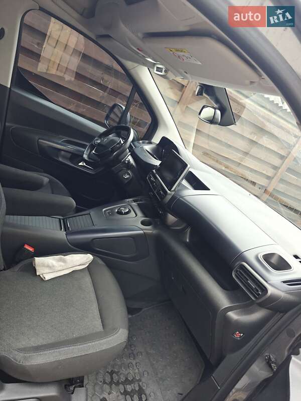 Мінівен Peugeot Rifter 2020 в Києві фото 7 Мінівен Peugeot Rifter 2020 в Києві