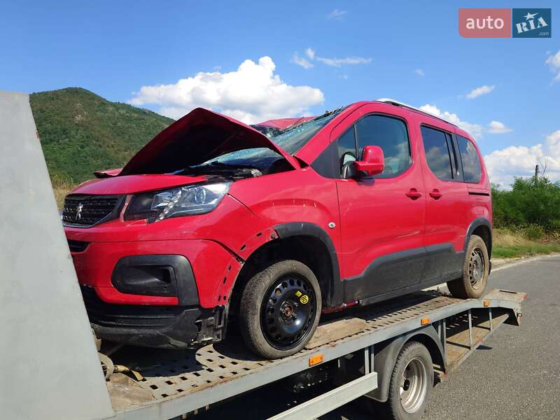 Минивэн Peugeot Rifter 2019 в Ивано-Франковске фото 6 Минивэн Peugeot Rifter 2019 в Ивано-Франковске