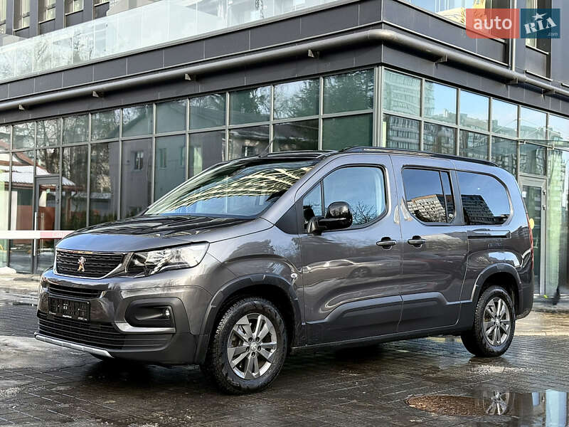 Минивэн Peugeot Rifter 2023 в Львове