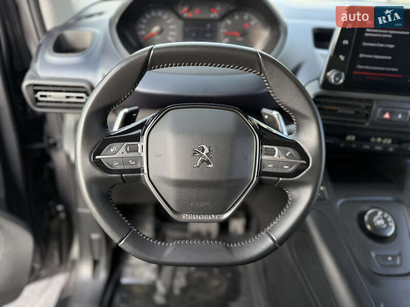 Минивэн Peugeot Rifter 2023 в Львове