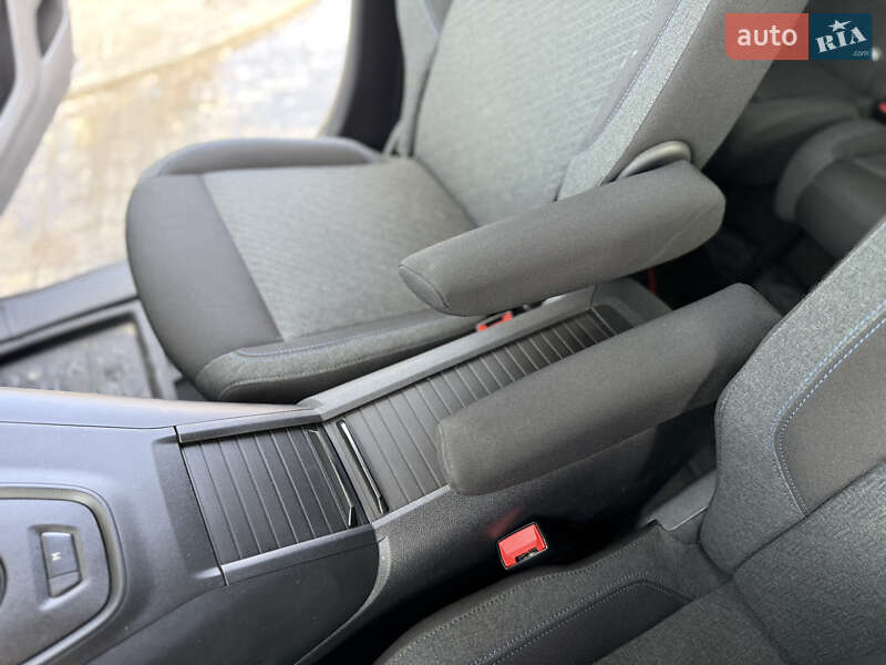 Минивэн Peugeot Rifter 2023 в Львове