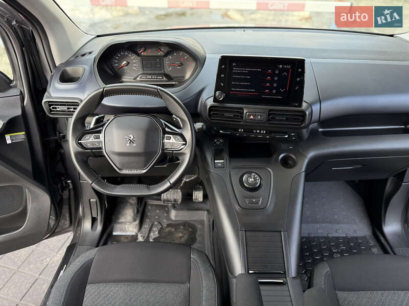 Минивэн Peugeot Rifter 2023 в Львове