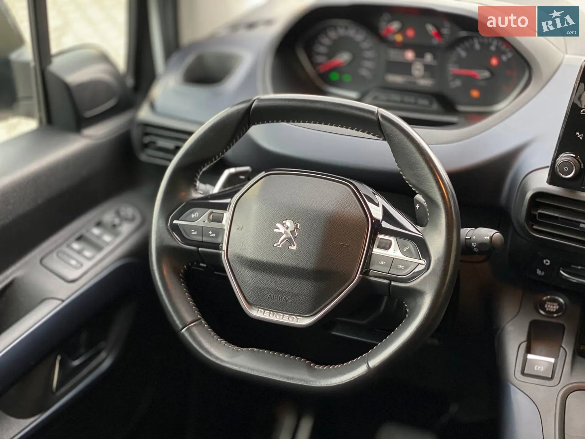 2021 Peugeot Rifter - мініатюра 15