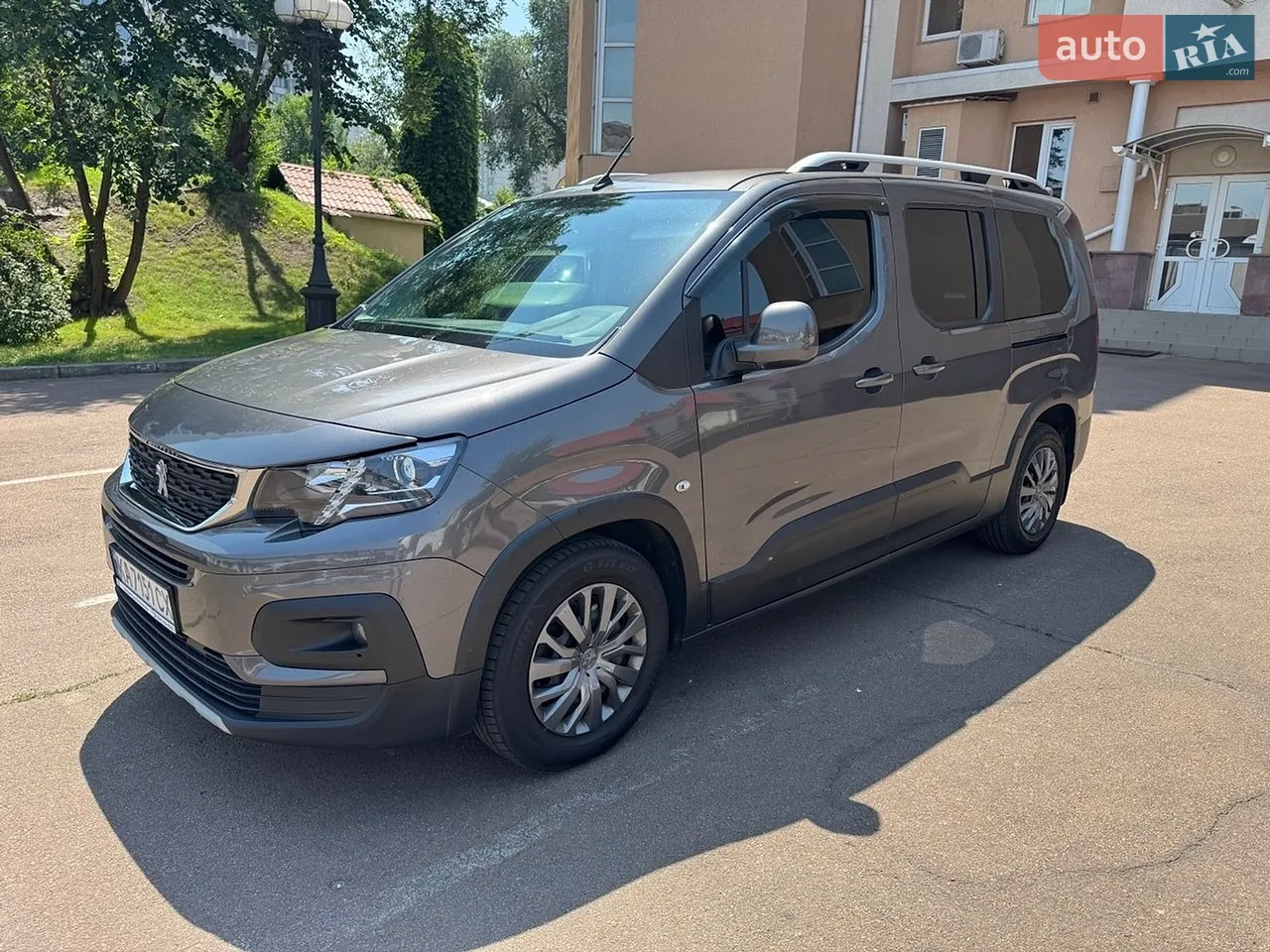 2021 Peugeot Rifter - мініатюра 39