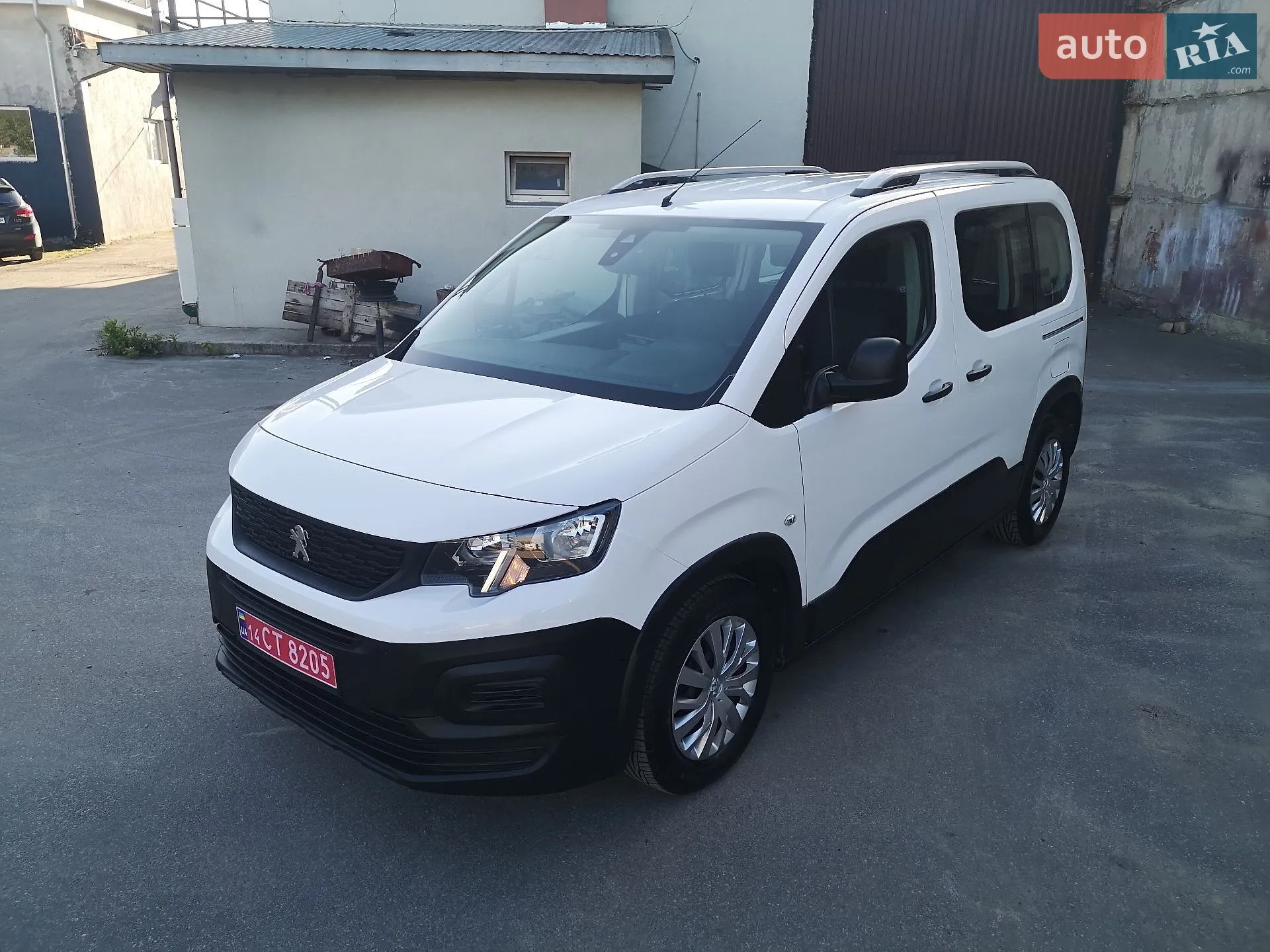 2018 Peugeot Rifter - мініатюра 12