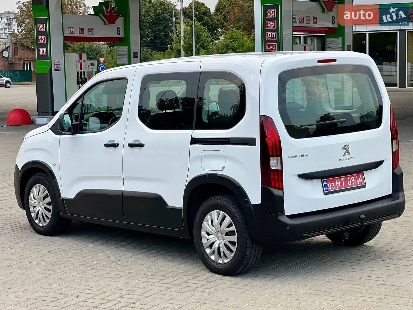 2020 Peugeot Rifter - мініатюра 26