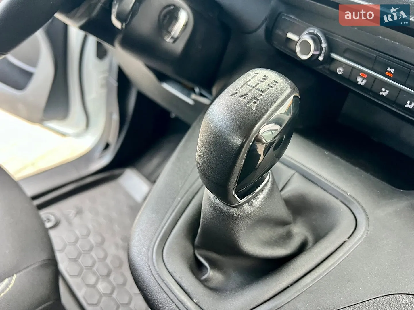 2020 Peugeot Rifter - мініатюра 102