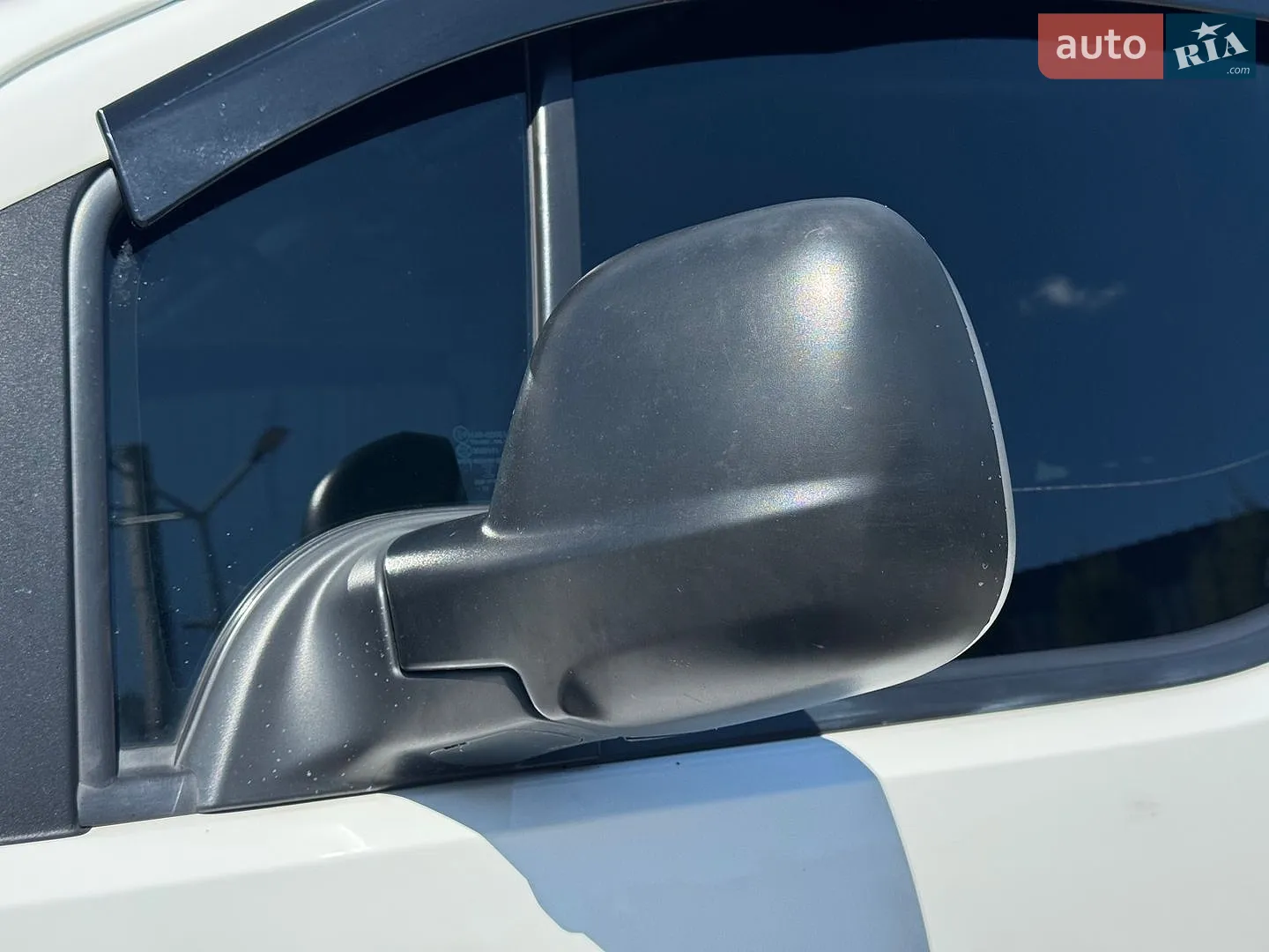 2019 Peugeot Rifter - мініатюра 16
