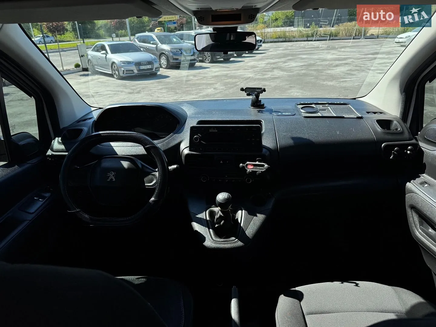 2019 Peugeot Rifter - мініатюра 24