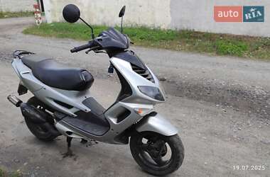 Скутер Peugeot Speedfight 2015 в Нетішині