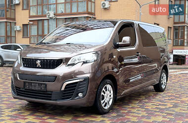 Мінівен Peugeot Traveller 2017 в Києві