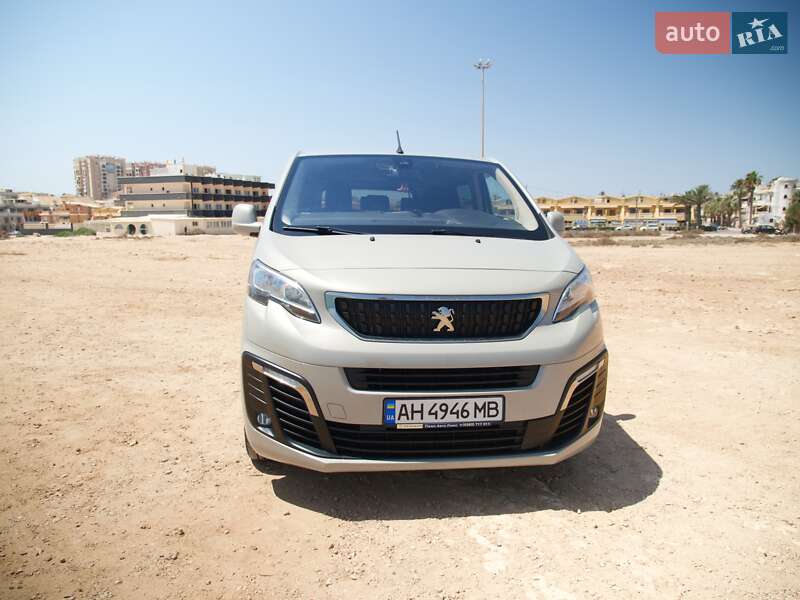 Минивэн Peugeot Traveller 2017 в Славянске