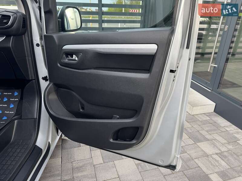 Минивэн Peugeot Traveller 2017 в Ровно