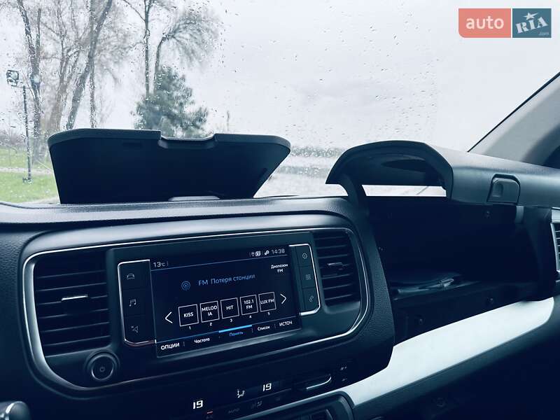 Мінівен Peugeot Traveller 2020 в Києві
